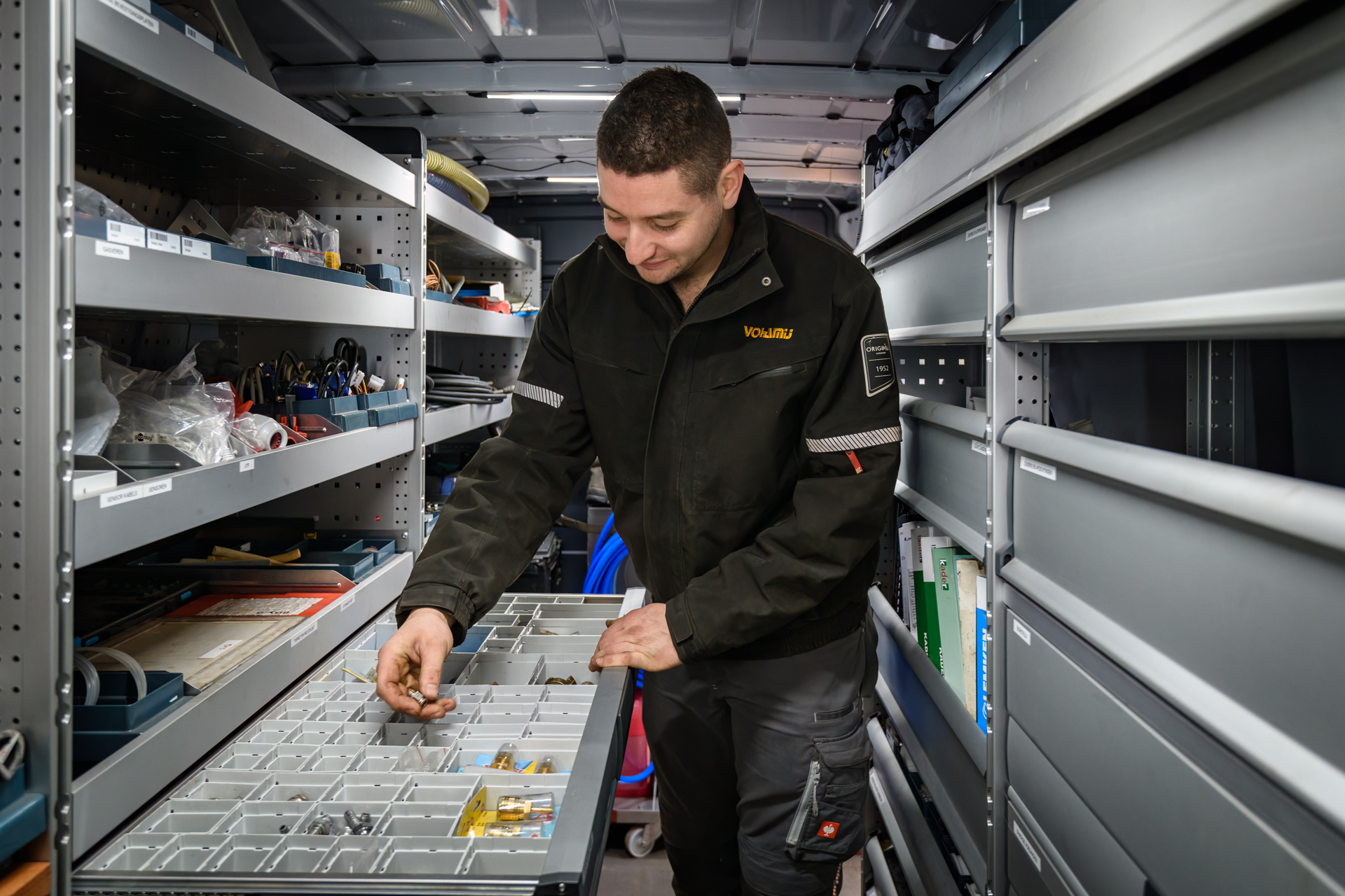 Medewerker verkoop onderdelen